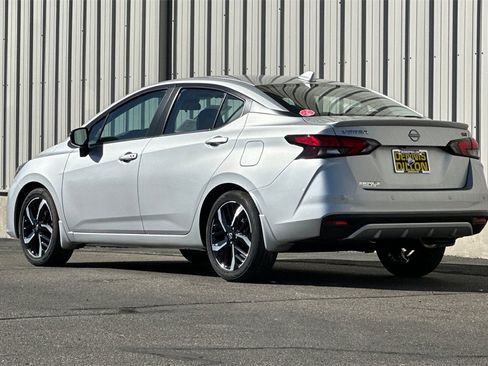 Used 2025 Nissan Versa SR w/ Trunk Package image 7