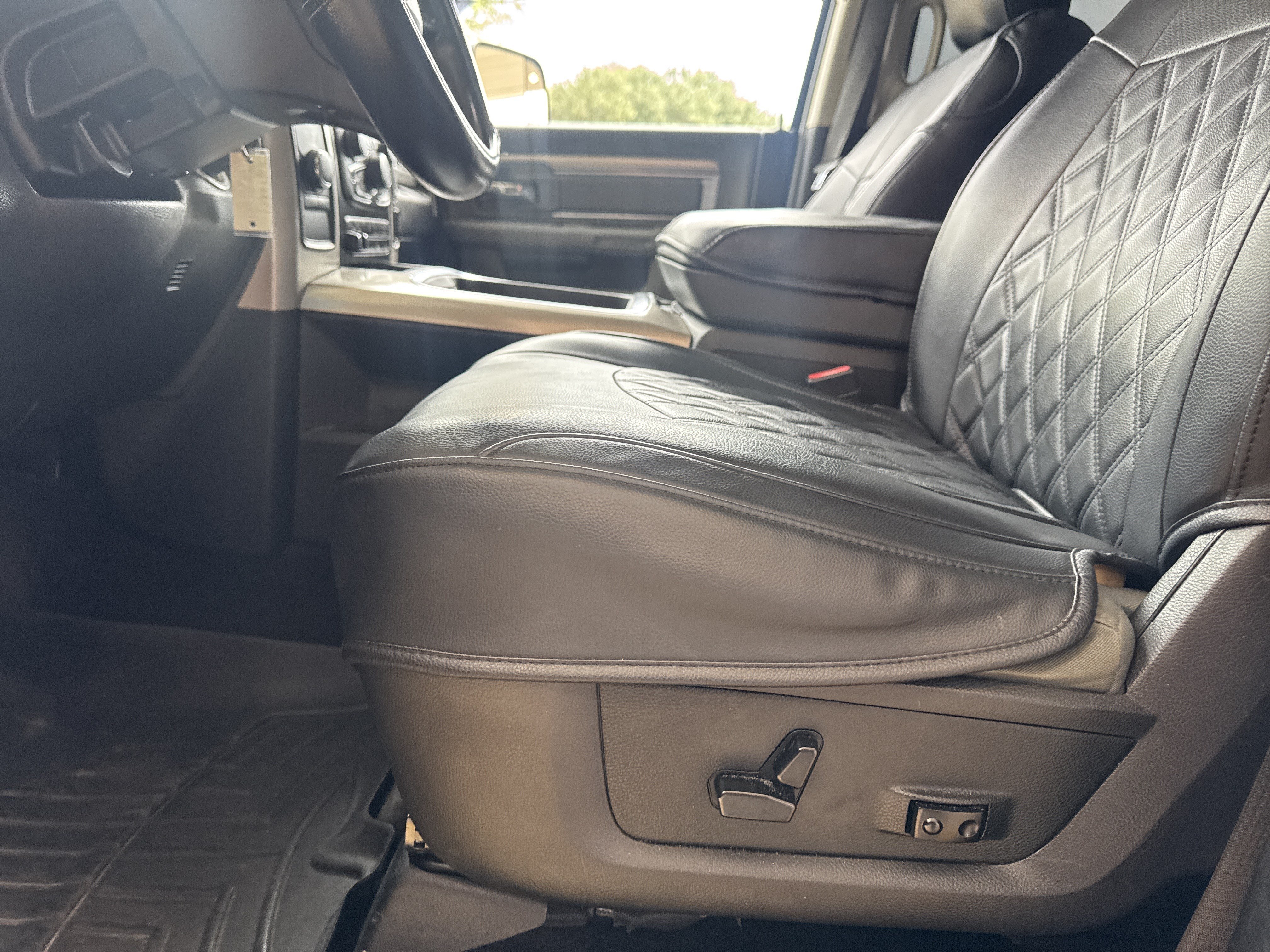 Used 2017 RAM 2500 Big Horn AWD/4WD image 6