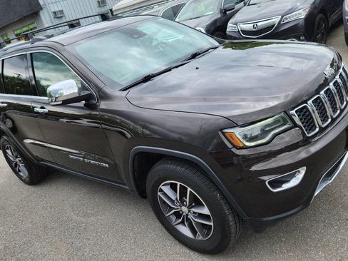 Used 2017 Jeep Grand Cherokee Limited w/ Luxury Group II AWD/4WD image 20