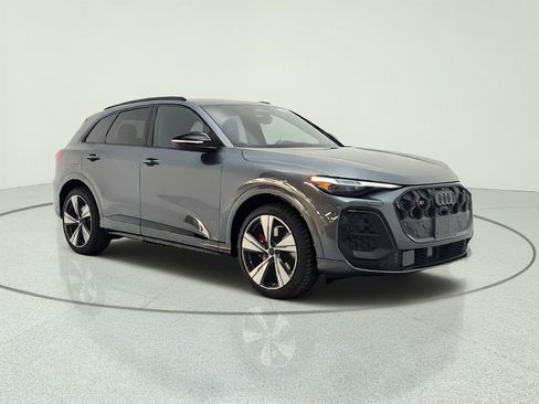 New 2026 Audi SQ5 Premium Plus AWD/4WD image 3