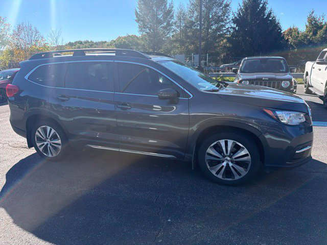 Used 2022 Subaru Ascent Limited w/ Technology Package AWD/4WD image 6