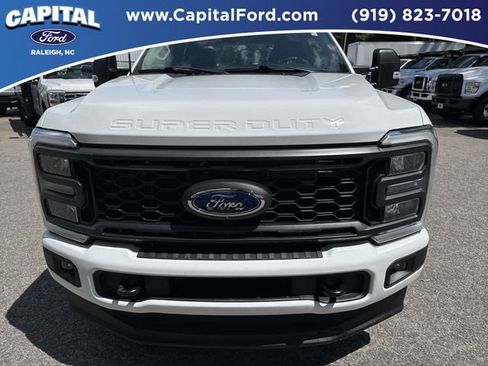 Used 2024 Ford F250 XL w/ STX Appearance Package AWD/4WD image 10