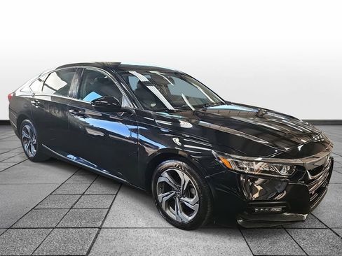 Used 2020 Honda Accord EX image 3