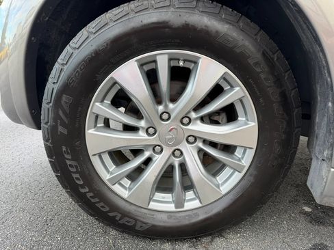 Used 2015 INFINITI QX80 4WD w/ Theater Package image 40
