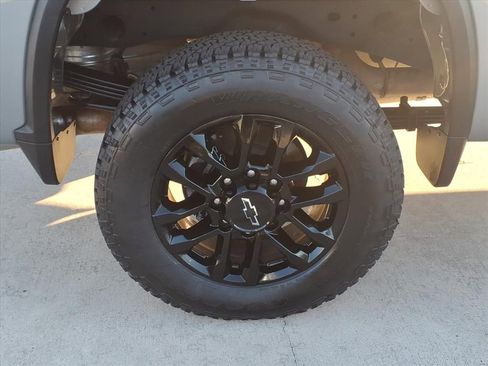 Used 2026 Chevrolet Silverado 2500 Custom w/ Custom Value Package AWD/4WD image 13