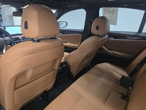 Used 2023 BMW 530i xDrive w/ Premium Package AWD/4WD image 32