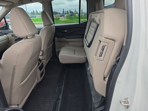 Used 2017 Honda Ridgeline RTL image 13