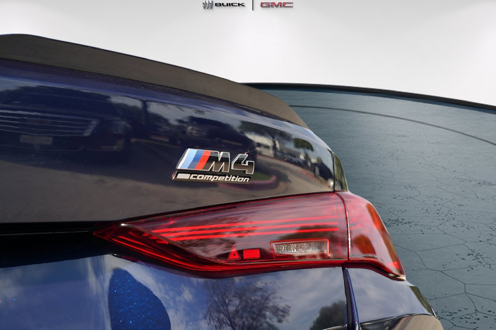 Used 2026 BMW M4 Competition w/ Executive Package RWD image 8