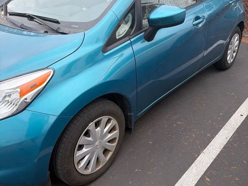 Used 2015 Nissan Versa Note SV FWD image 2
