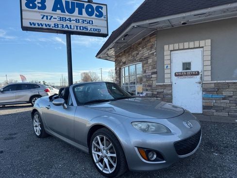 Used 2011 MAZDA MX-5 Miata Grand Touring image 1