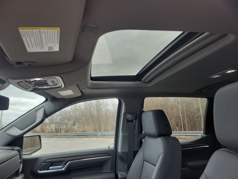 New 2026 GMC Sierra 1500 SLT w/ SLT Premium Plus Package image 27