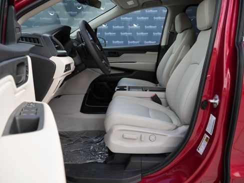 Used 2026 Honda Odyssey EX-L image 16