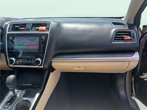 Used 2019 Subaru Outback 2.5i Limited image 6