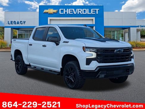 Used 2025 Chevrolet Silverado 1500 LT Trail Boss w/ Convenience Package II image 1