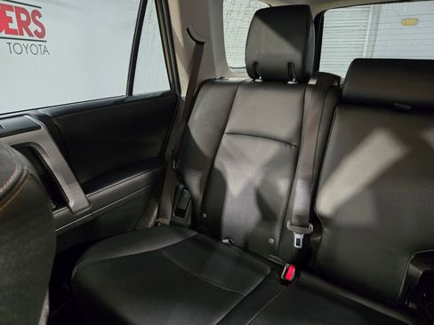 Used 2022 Toyota 4Runner TRD Sport RWD image 12