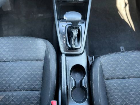 Used 2018 Kia Rio S image 18