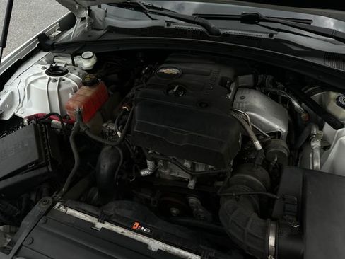 Used 2018 Chevrolet Camaro LT image 32