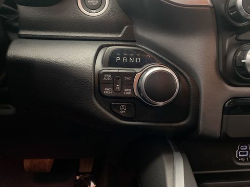 Used 2023 RAM 1500 Big Horn AWD/4WD image 20