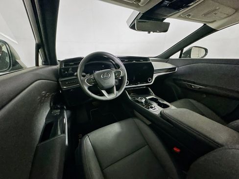 Used 2023 Lexus RZ 450e Premium w/ Technology Package image 18