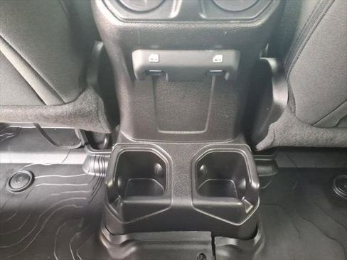 Used 2021 Jeep Wrangler Unlimited Sport AWD/4WD image 9