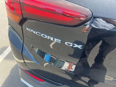 Used 2022 Buick Encore GX Preferred w/ Cold Weather Comfort Package FWD image 30