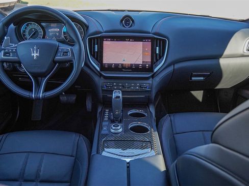 Certified 2024 Maserati Ghibli Modena Q4 image 28