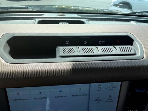 Used 2021 Ford Bronco Outer Banks AWD/4WD image 37