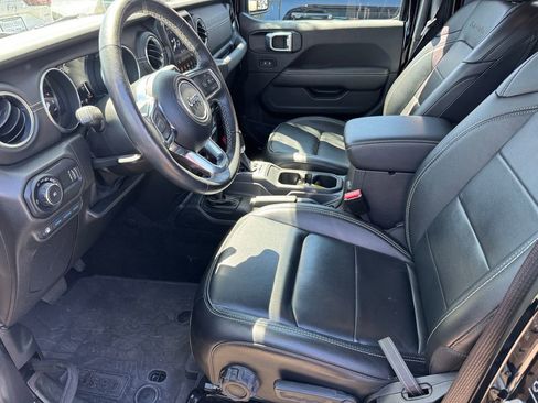 Used 2023 Jeep Wrangler Unlimited Sahara w/ Cold Weather Group image 23