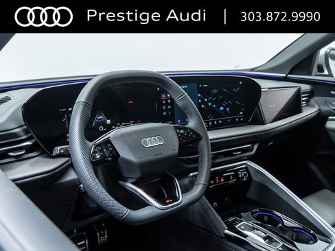 New 2025 Audi SQ5 Prestige image 13