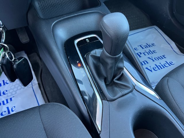 Used 2024 Toyota Corolla LE FWD image 18