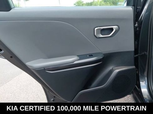 Certified 2025 Kia K4 FWD image 22