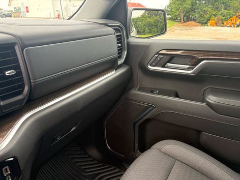 Used 2024 GMC Sierra 1500 Elevation AWD/4WD image 28