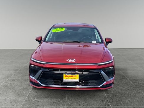 Used 2025 Hyundai Sonata SEL FWD image 8