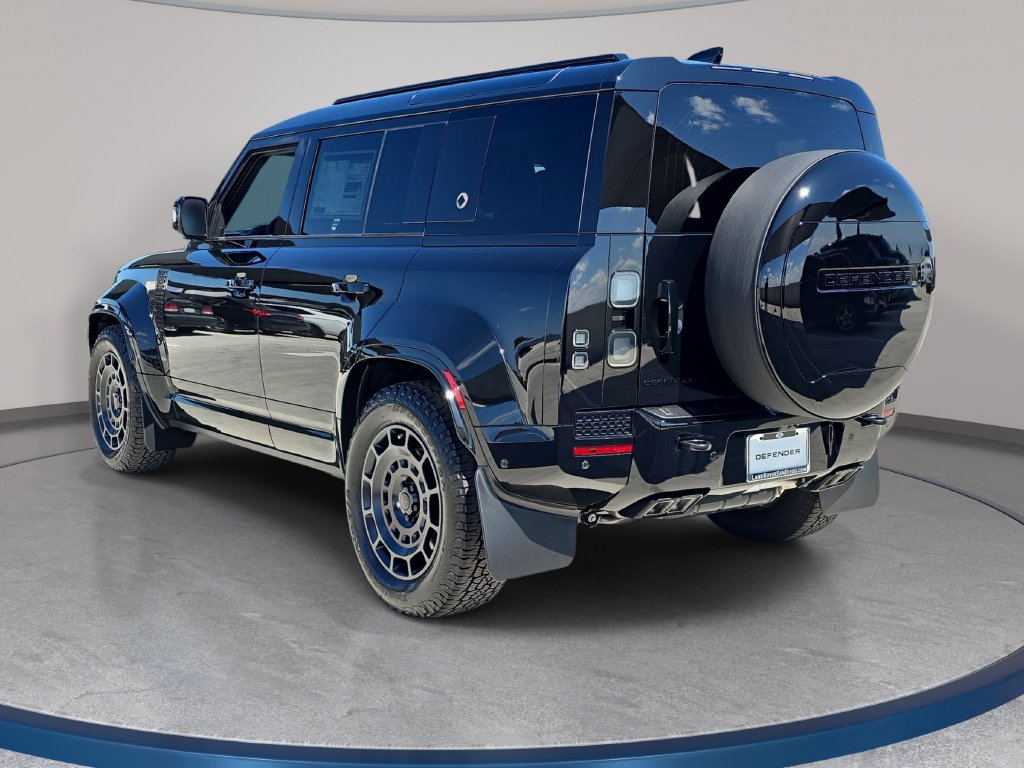 New 2026 Land Rover Defender 110 OCTA AWD/4WD image 7