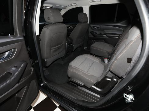 Used 2018 Chevrolet Traverse LT AWD/4WD image 4
