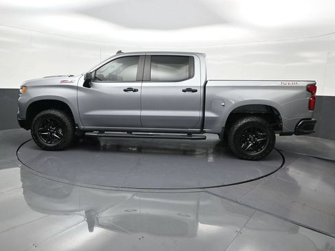 Used 2024 Chevrolet Silverado 1500 LT Trail Boss w/ Convenience Package II AWD/4WD image 2