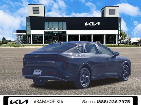 New 2026 Kia K4 LXS image 5