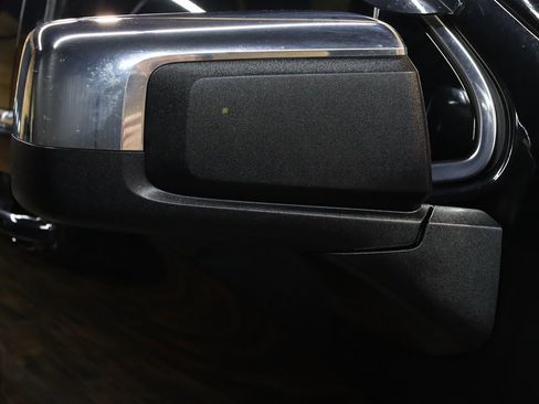 Used 2021 GMC Sierra 1500 SLE image 8