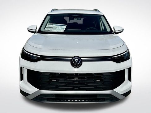 New 2026 Volkswagen Tiguan S image 8