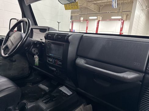 Used 2003 Jeep Wrangler Sport image 9