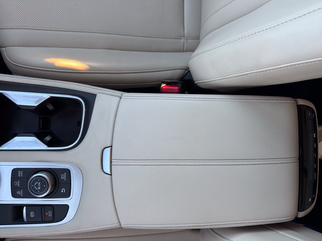 Used 2024 INFINITI QX60 Luxe w/ Performance Audio Package FWD image 28