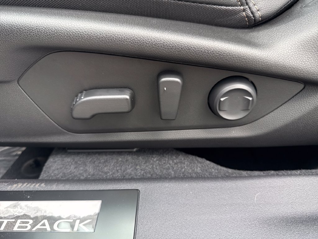 New 2026 Subaru Outback Limited AWD/4WD image 25