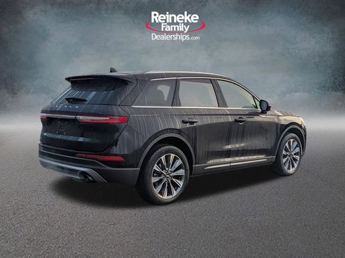 Used 2023 Lincoln Corsair Reserve w/ Towing Package AWD/4WD image 5