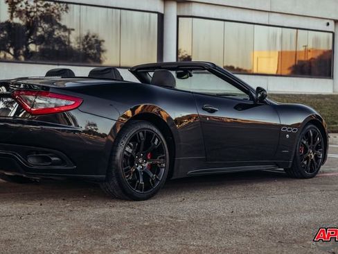 Used 2013 Maserati GranTurismo Sport image 48