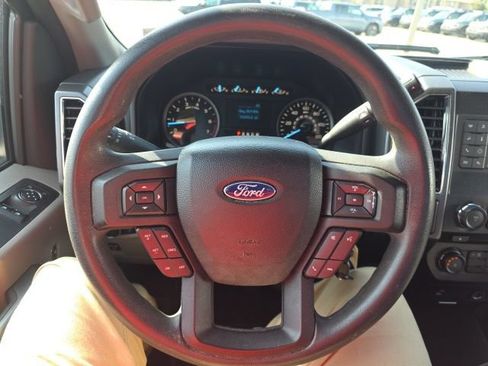Used 2018 Ford F150 XLT AWD/4WD image 11