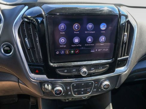 Used 2022 Chevrolet Traverse LT AWD/4WD image 15