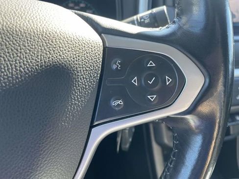 Used 2022 Chevrolet Colorado LT w/ Fleet Safety Package image 21