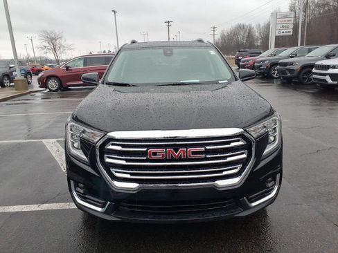 Used 2024 GMC Terrain SLT w/ Infotainment Package II AWD/4WD image 7