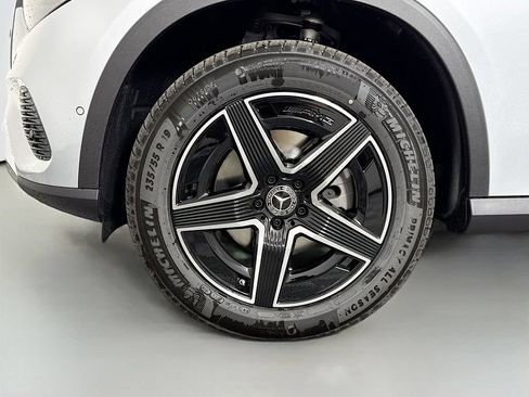 New 2026 Mercedes-Benz GLC 300 4MATIC image 32