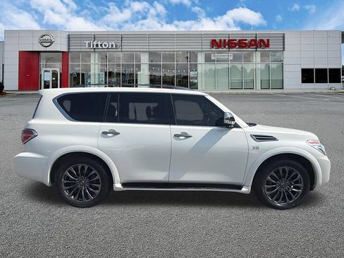 Used 2020 Nissan Armada Platinum w/ Platinum Reserve Package RWD image 8